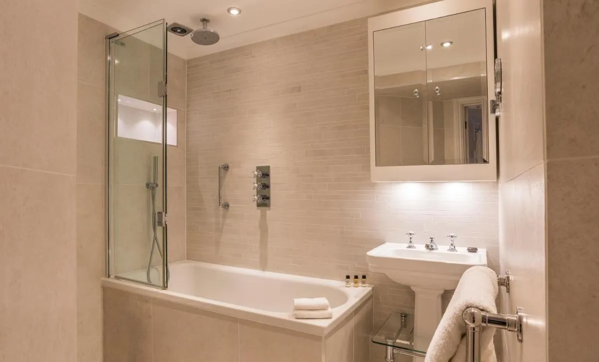 Image 3 of Sloane Place