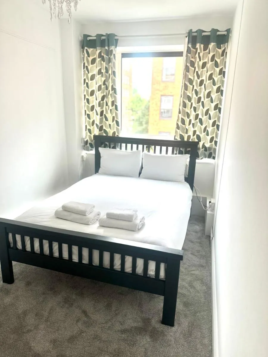 Image 5 of Small One bedroom flat near Covent garden