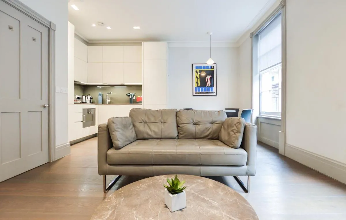 Image 5 of Soho Deluxe 1 Bedroom Apartment by Concept Apartments