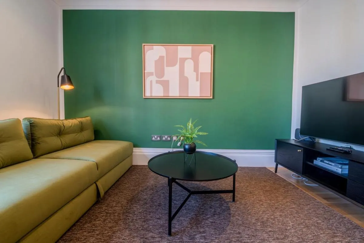 Image 5 of Soho – Piccadilly Circus Modern One Bedroom Flat
