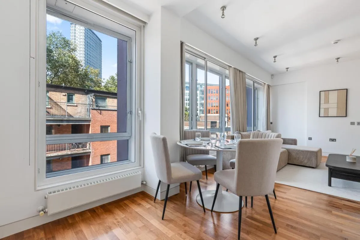 Image 4 of Soho – Sleeps 6 – Luxury – Central