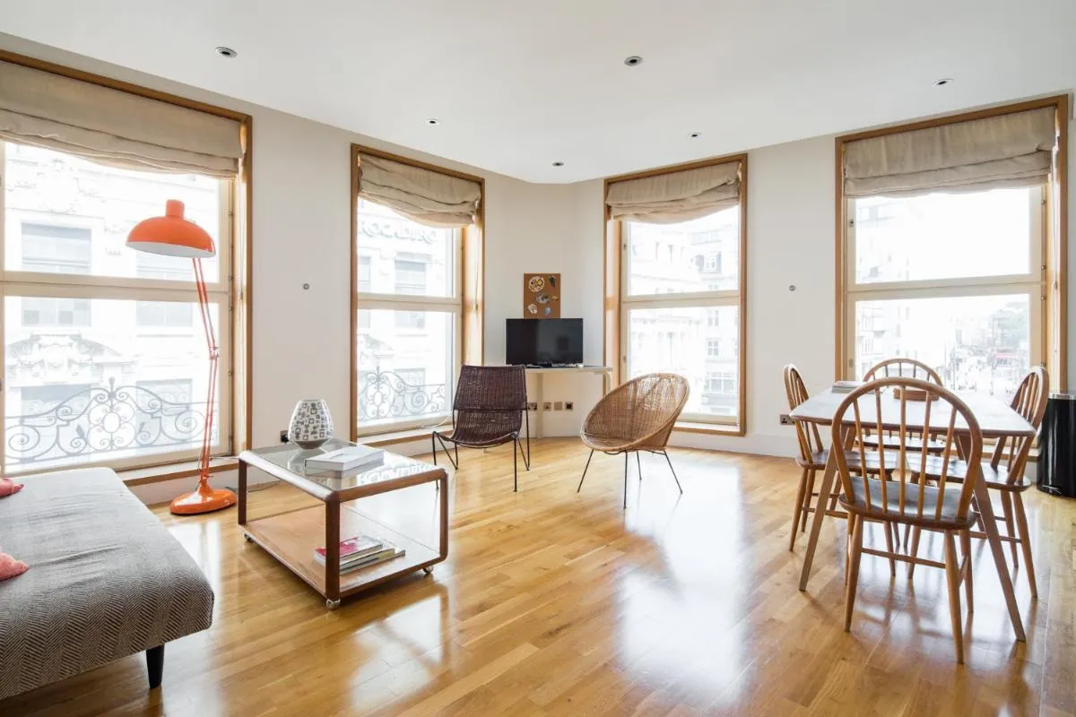 Image 5 of Soulful Central London Apartment