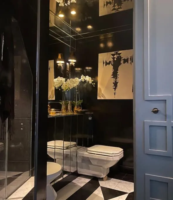 Image 5 of South Ken designer pad