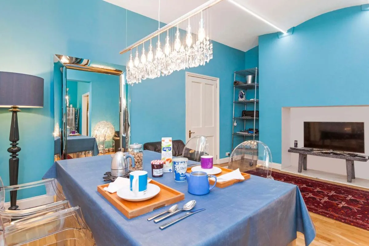 Image 5 of South Kensington Apartment x4, London