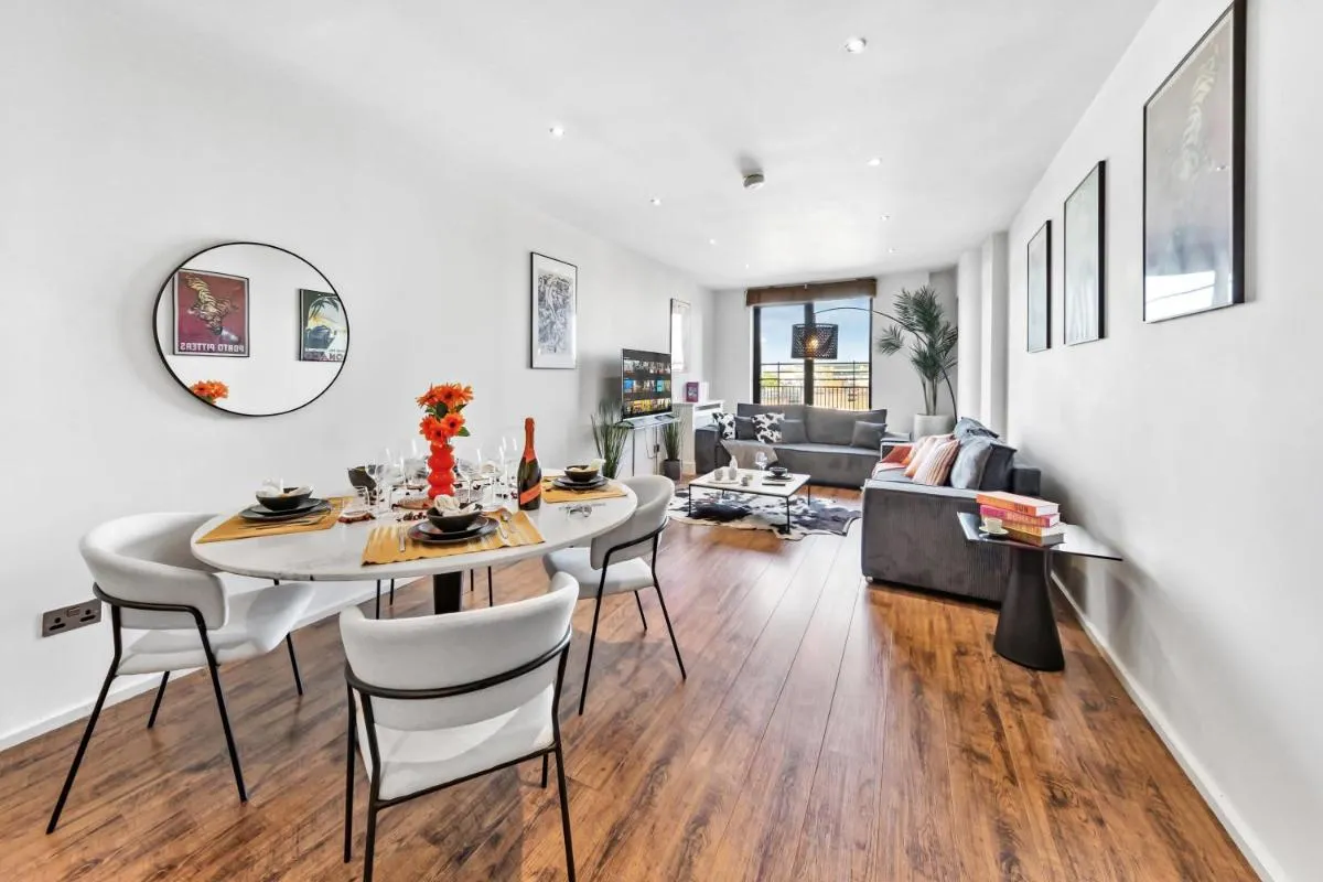 Image 4 of South Kensington Retreat