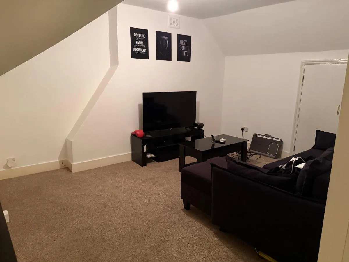 Image 3 of Spacious 1 bed apartment