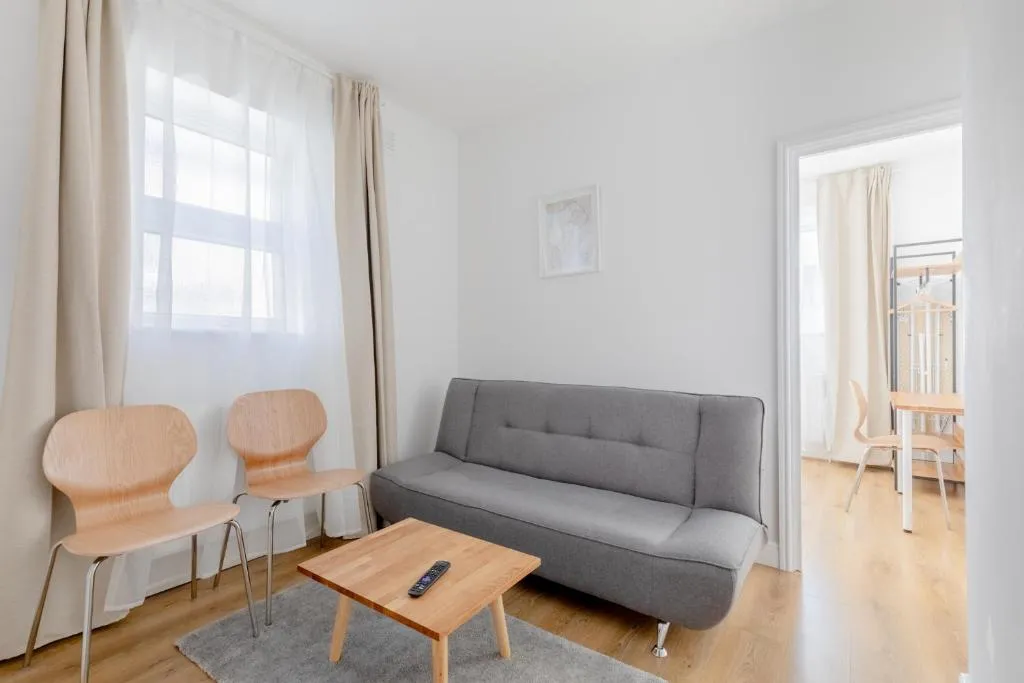 Image 1 of Spacious 2BD Flat Short Walk from ExCel London