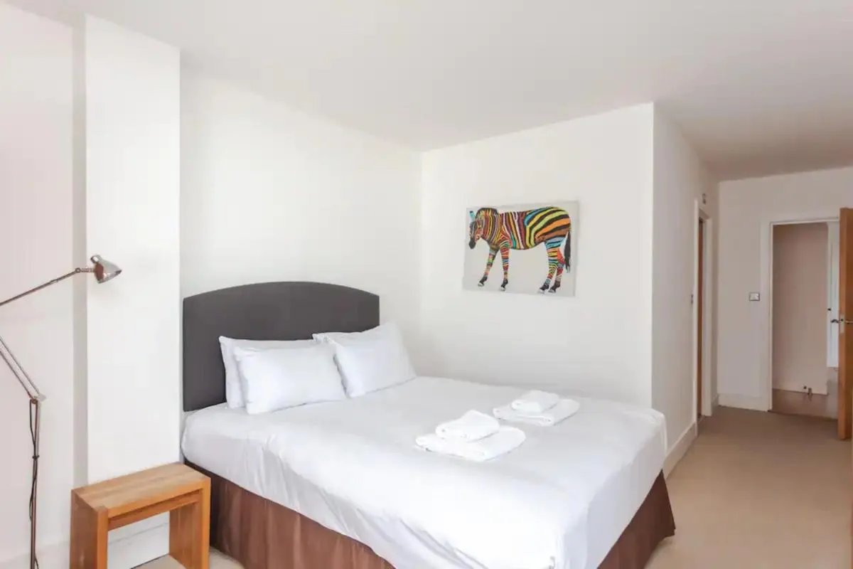 Image 3 of Spacious 2 Bedroom Flat on Bermondsey St