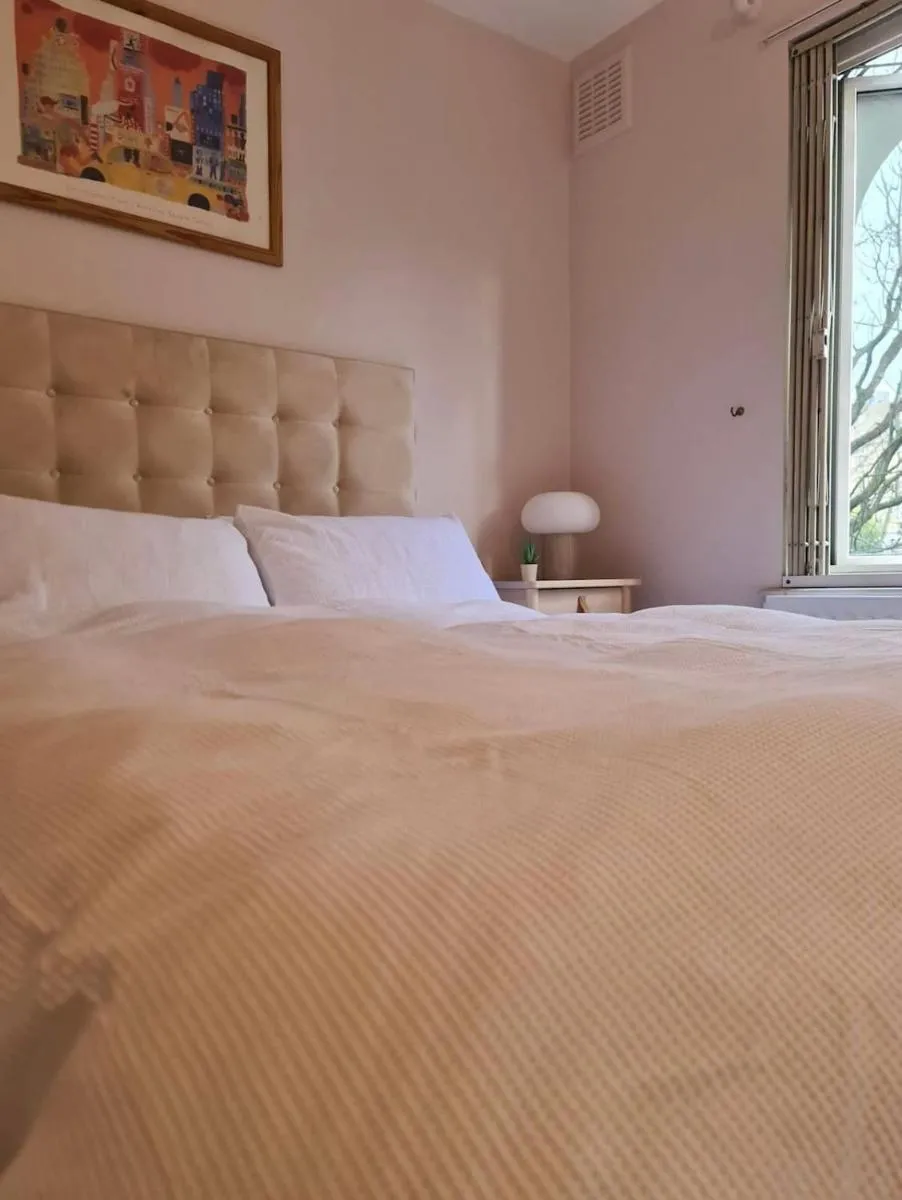 Image 5 of Spacious 2-bedroom Townhouse with Garden & Patio