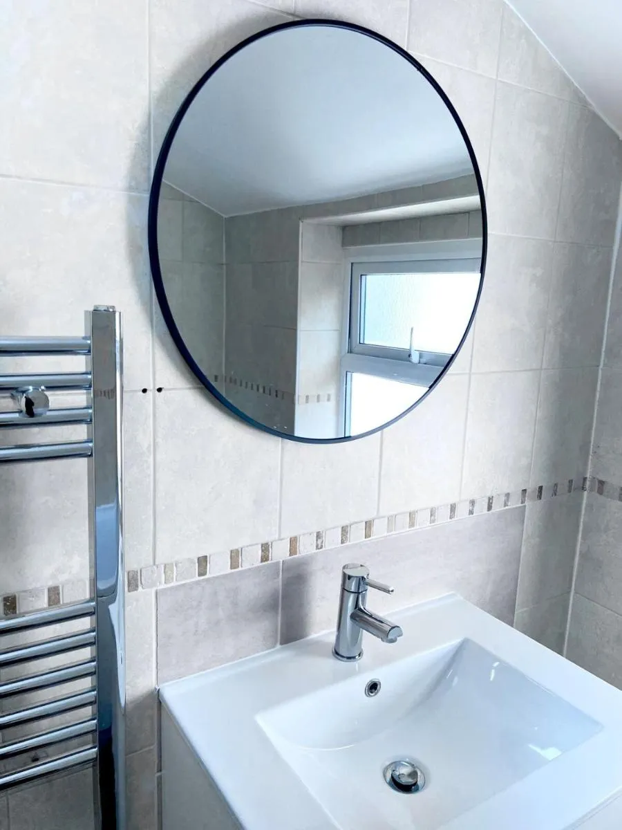 Image 5 of Spacious 4Bedroom – 10mins to London Bridge with Parking & Garden