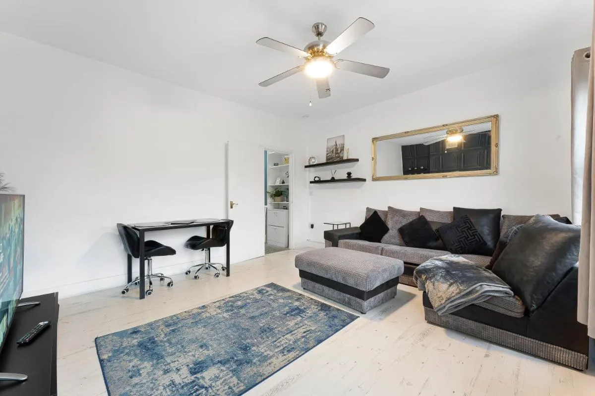 Image 5 of Spacious One Bedroom Private Flat in Brixton +Wifi