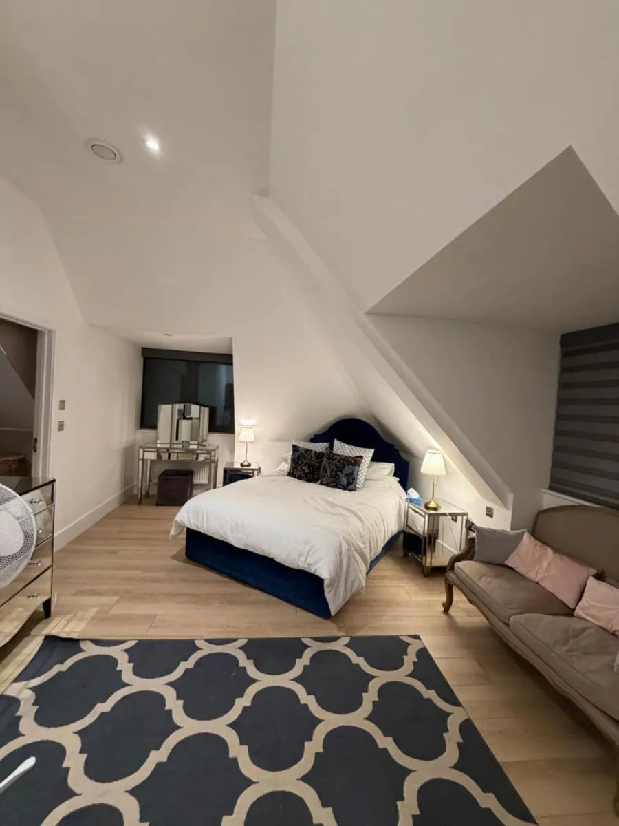 Image 4 of Spacious Penthouse in Barnet