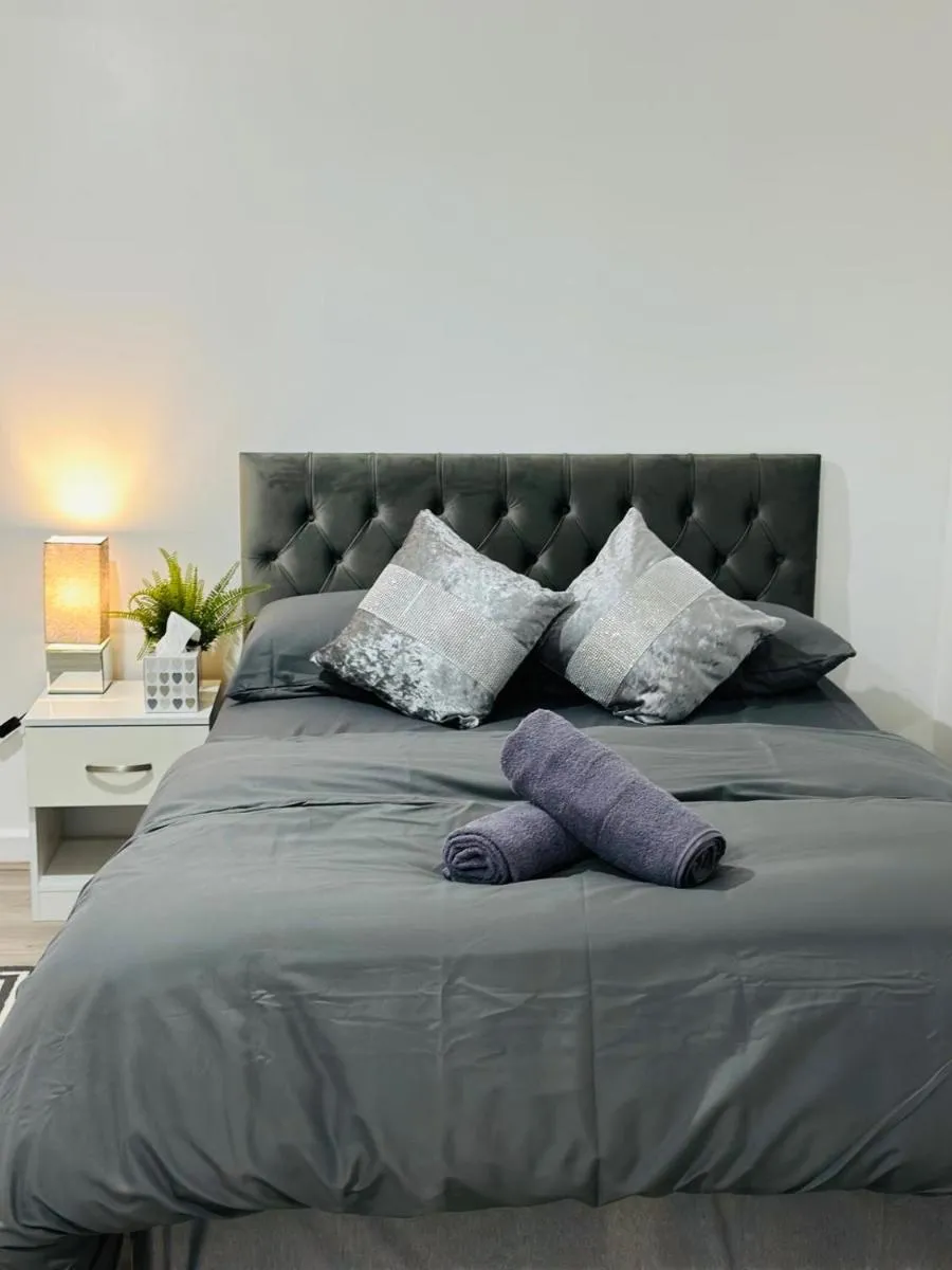 Image 4 of Spacious Private Rooms Near Central London
