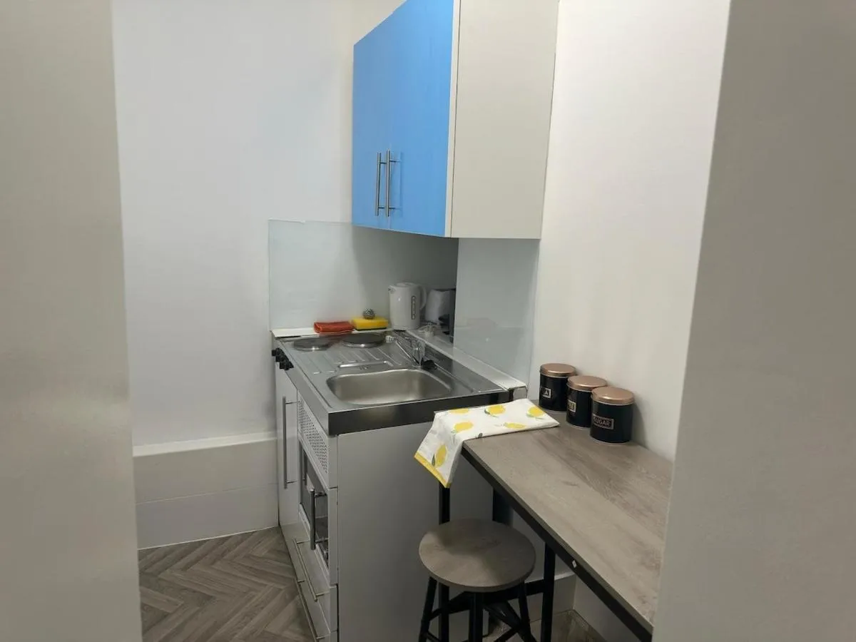 Image 3 of Spacious Studio with Separate the Kitchen 4A