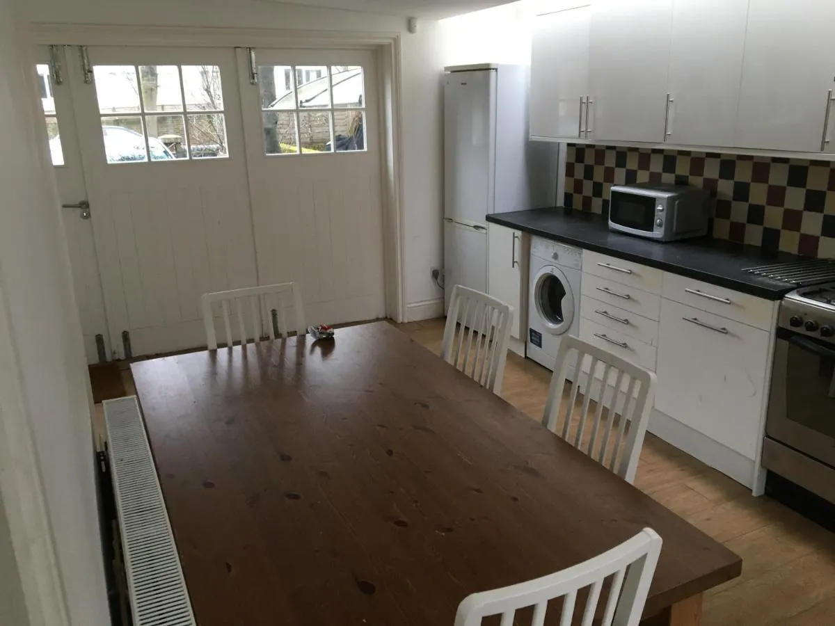 Image 4 of Spacious duplex flat