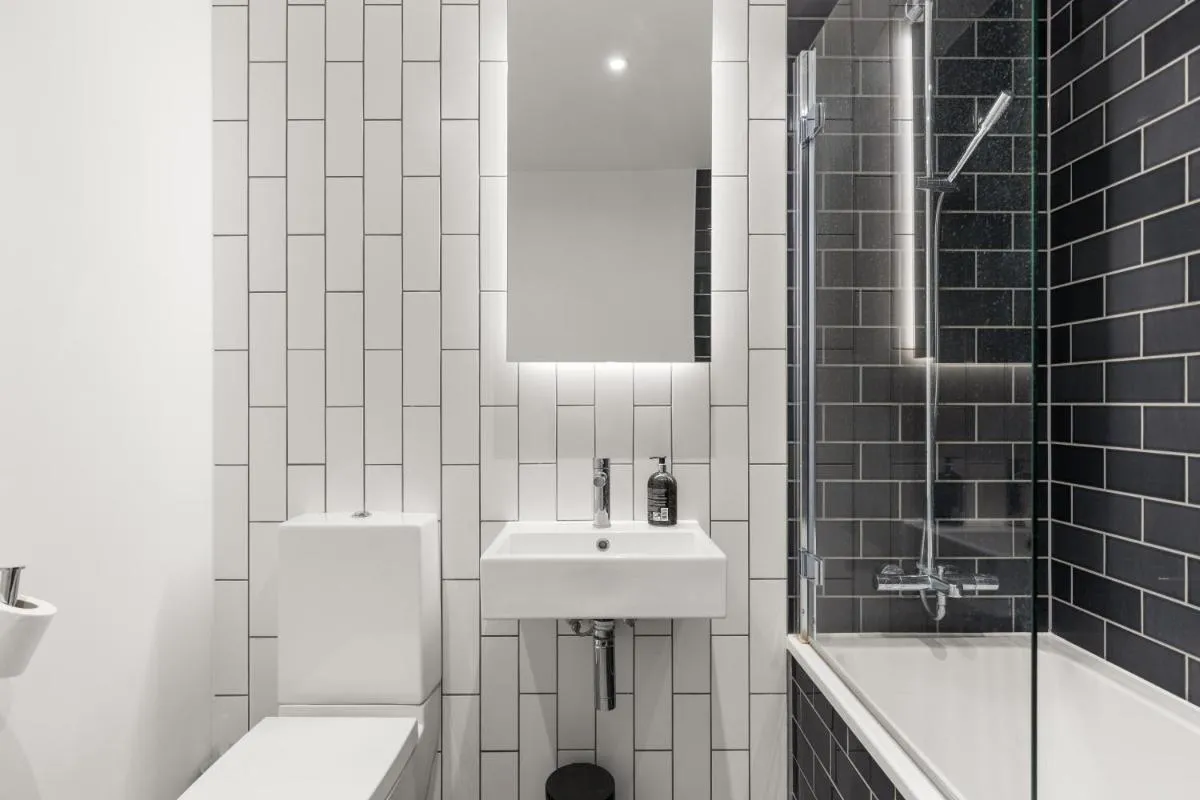 Image 3 of Spacious modern 1 bed Apartment.