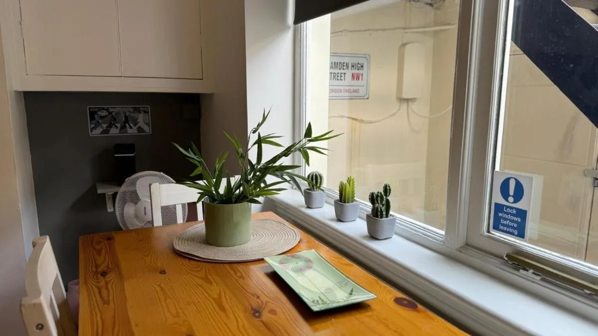 Image 3 of Special Flat in Camden Town
