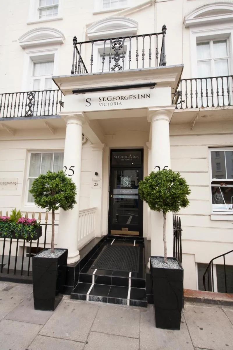Image 4 of St George’s Inn Victoria