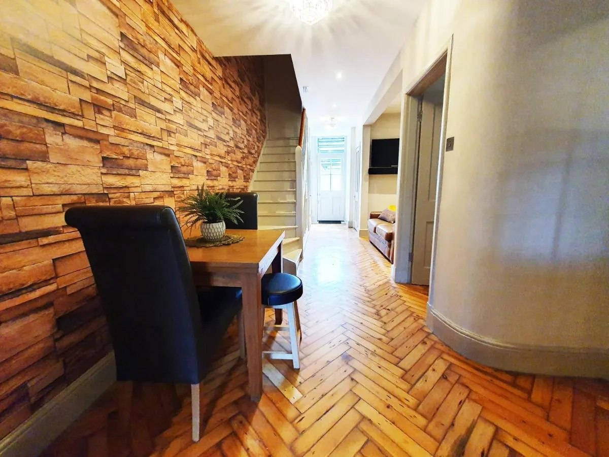 Image 5 of St Paul’s Studios apartment