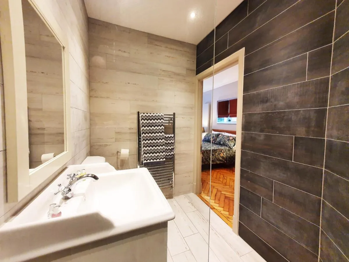 Image 3 of St Paul’s Studios apartment