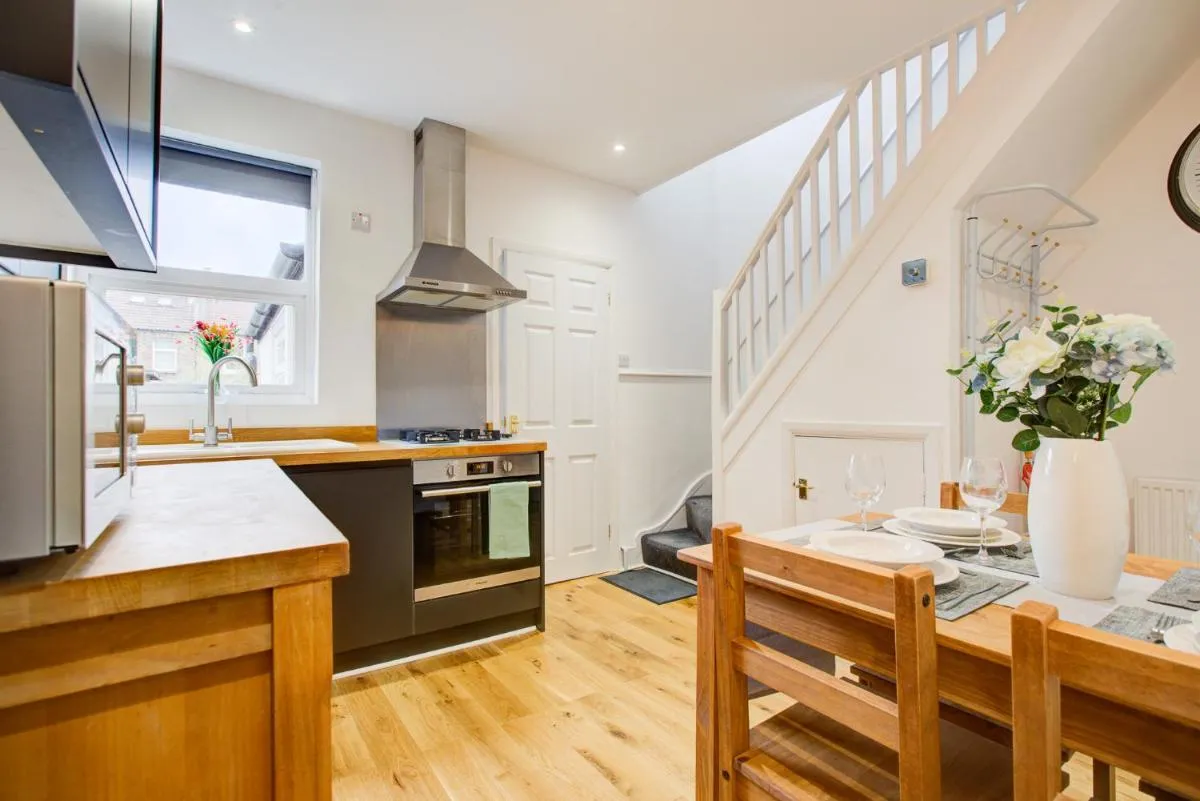 Image 4 of Statera Apartments – 2-Bed House in Stratford