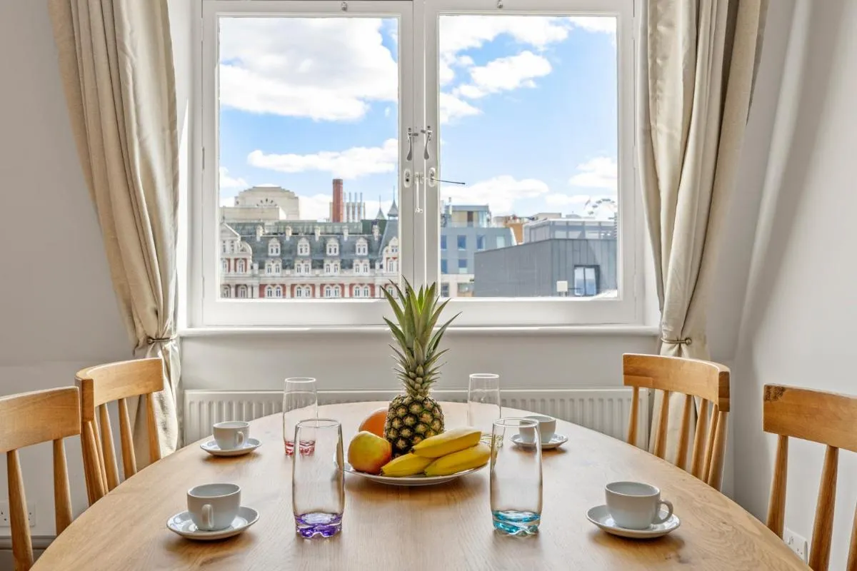 Image 4 of Stay Kula London – Covent Garden Maiden Lane