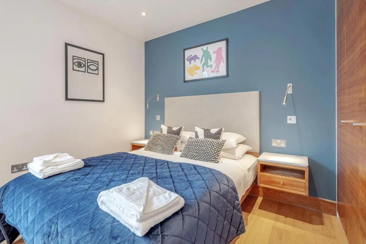 Image 3 of Stay Kula London – Tower Hill