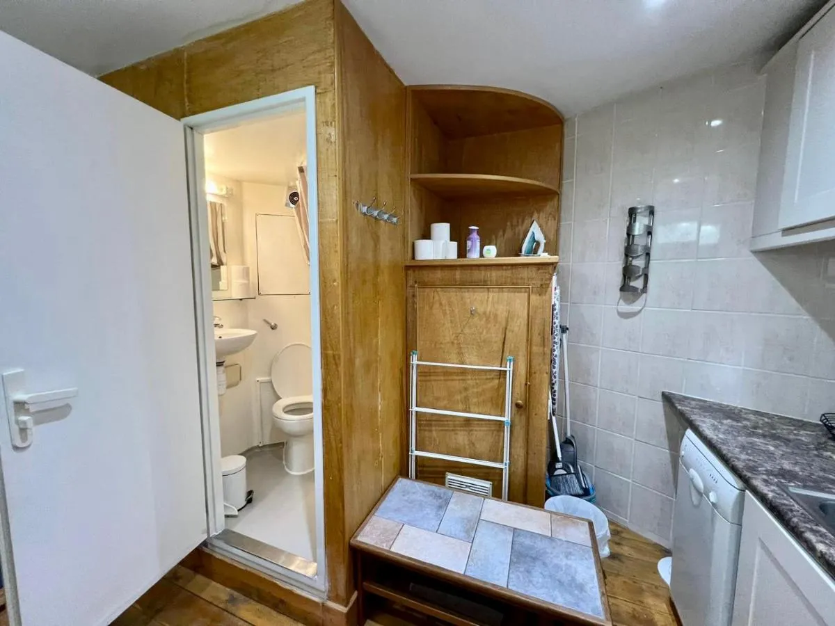Image 3 of Stay in Bloomsbury