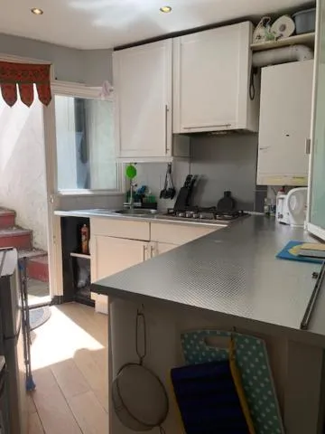 Image 4 of Studio Apartment – Entire Lower Ground Floor – Only 7 Mins Walk Kings Cross St Pancras Station