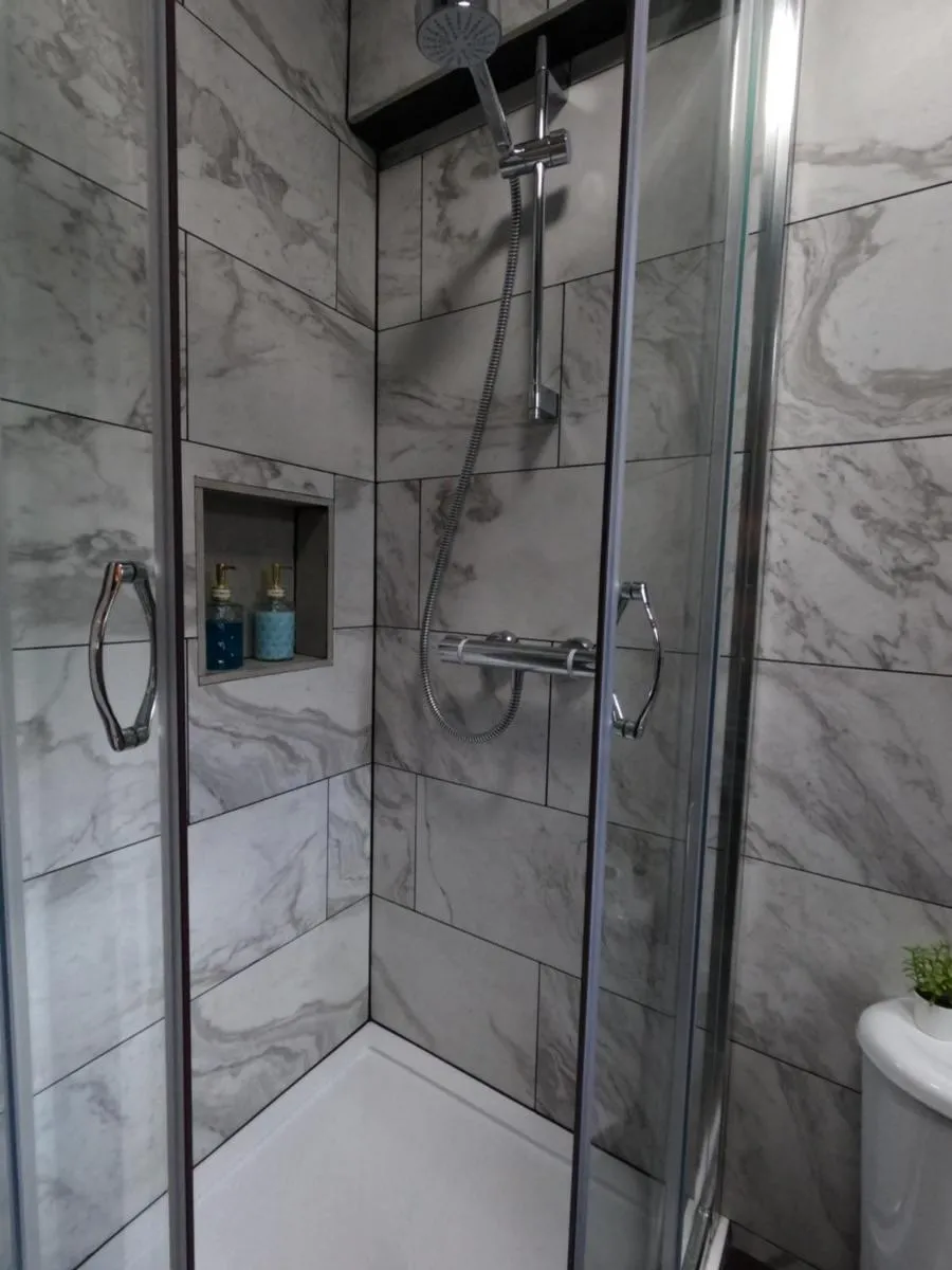 Image 3 of Studio Apartment in Kew