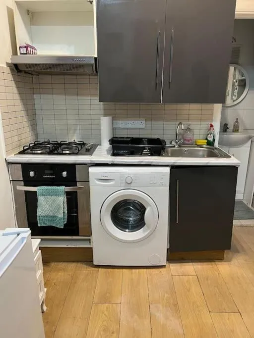 Image 4 of Studio flat in Central London-PADDINGTON