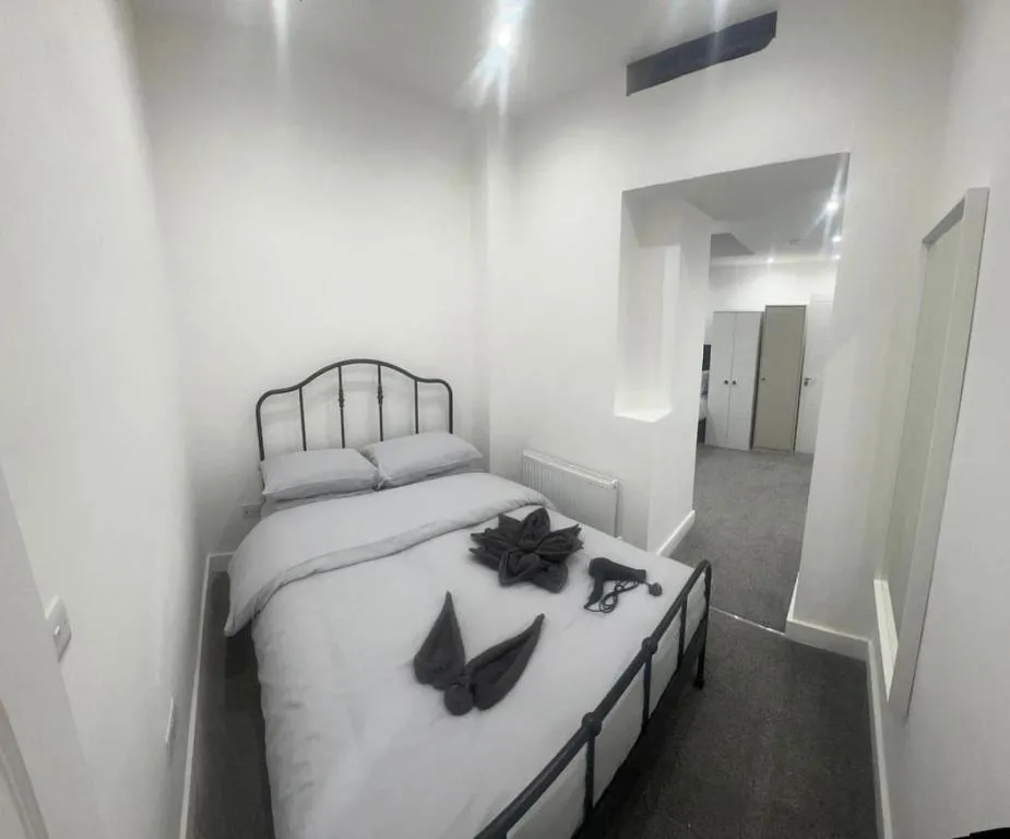Image 1 of Studio in London City
