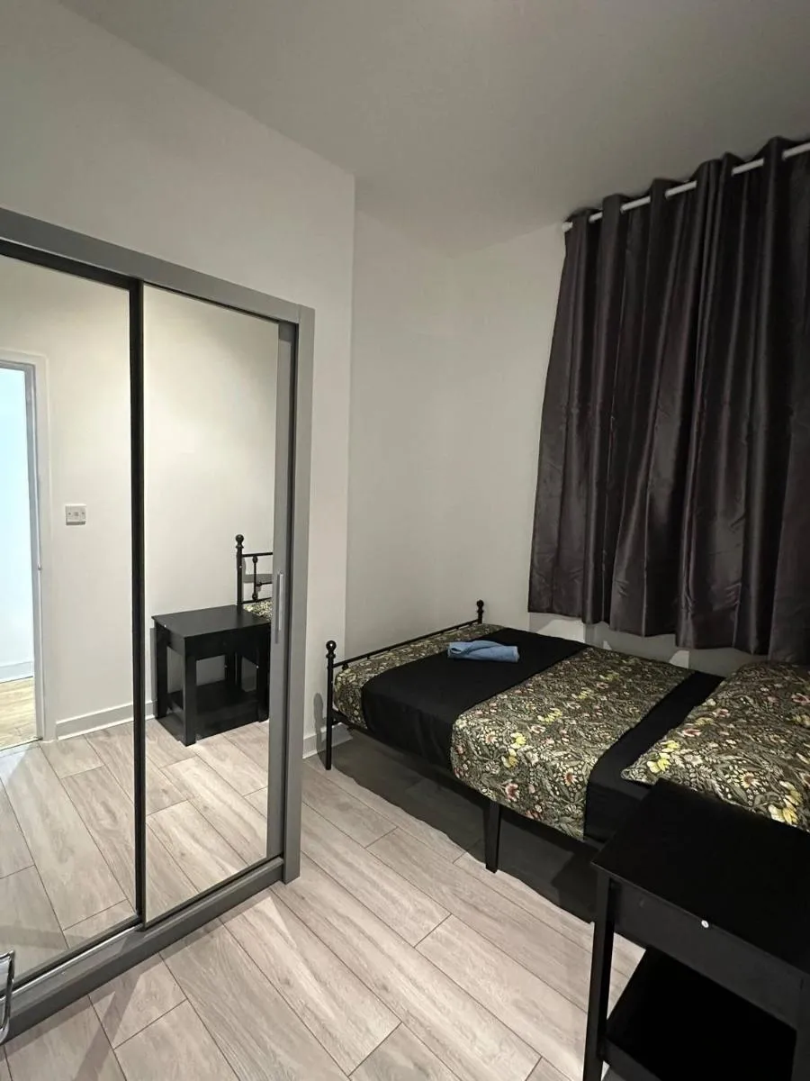 Image 5 of Stunning 2 Bedroom Apartment in Central London
