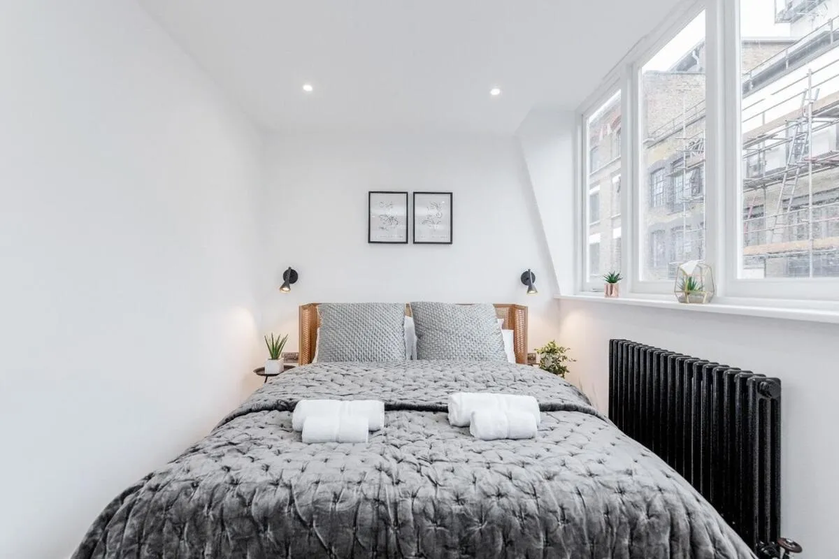 Image 5 of Stunning 2 bedroom apartment in Liverpool Street
