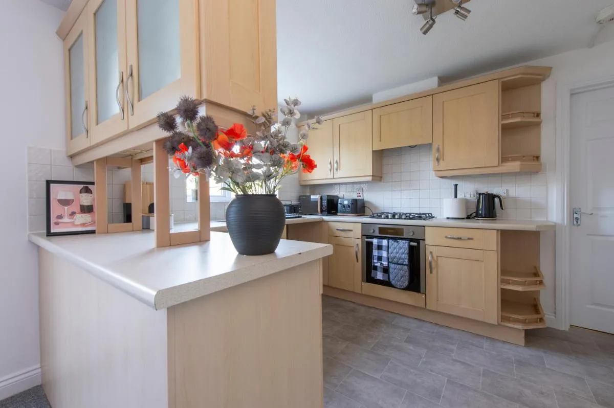 Image 4 of Stunning 5 bedroom detached house in Hornchurch