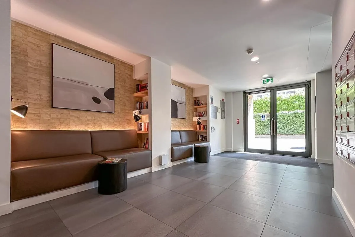 Image 3 of Stunning Apartment with Private Terrace