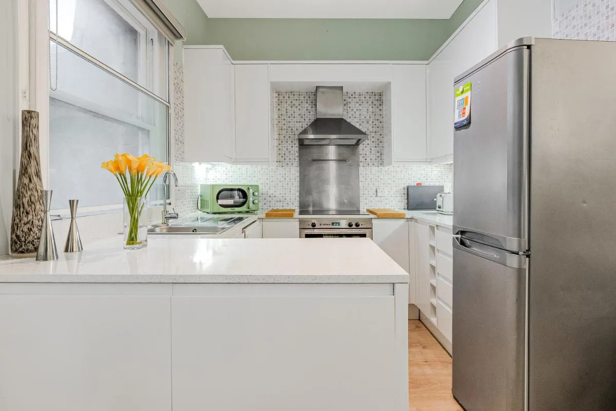 Image 4 of Stunning Central 2BR Flat btw Soho & Covent Garden