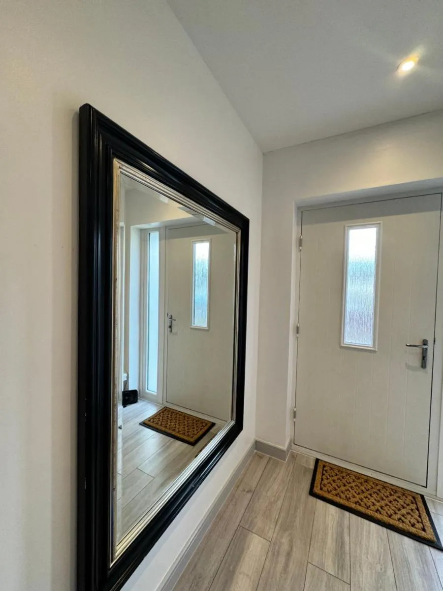 Image 5 of Stunning Ensuite Room