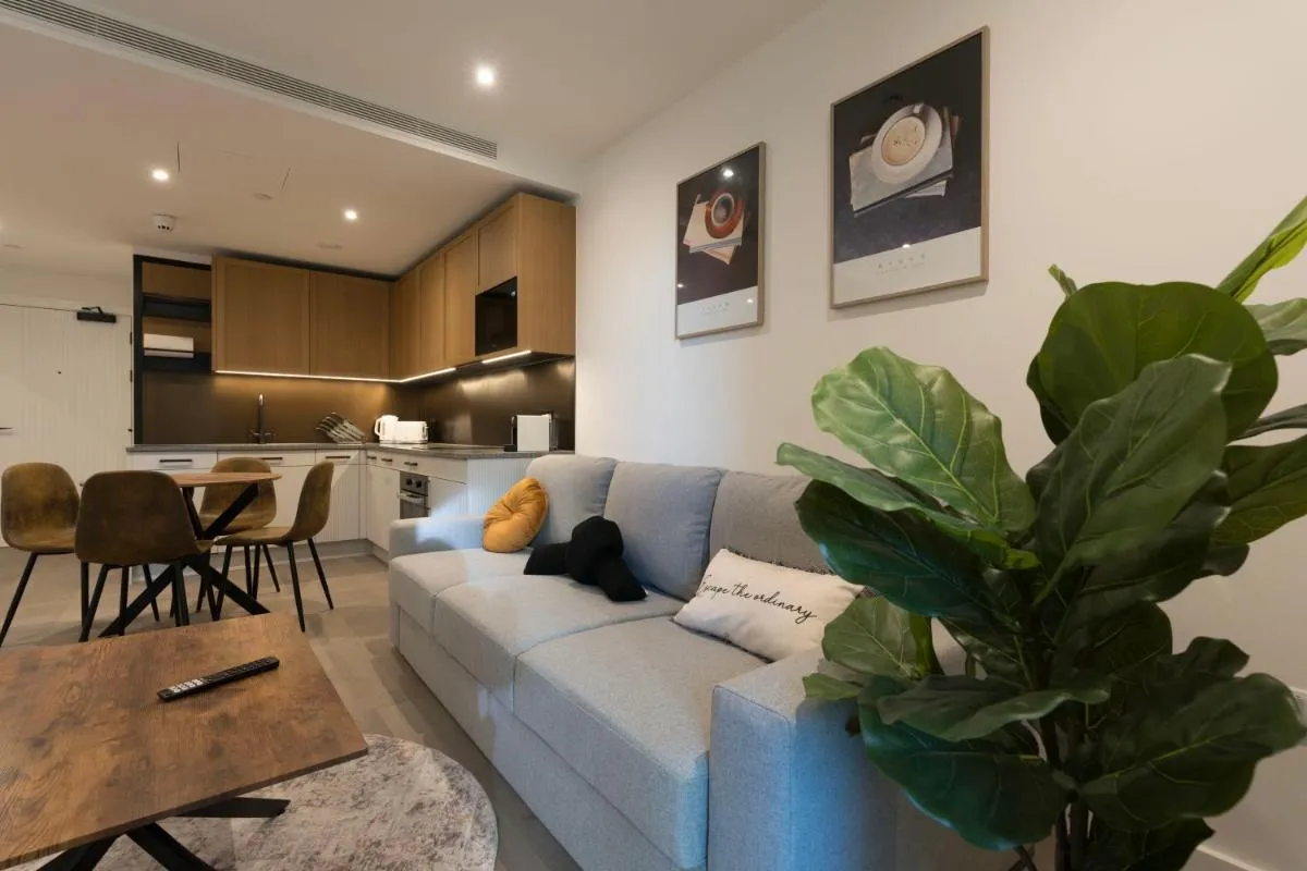 Image 3 of Stunning Flat next to Tower bridge II