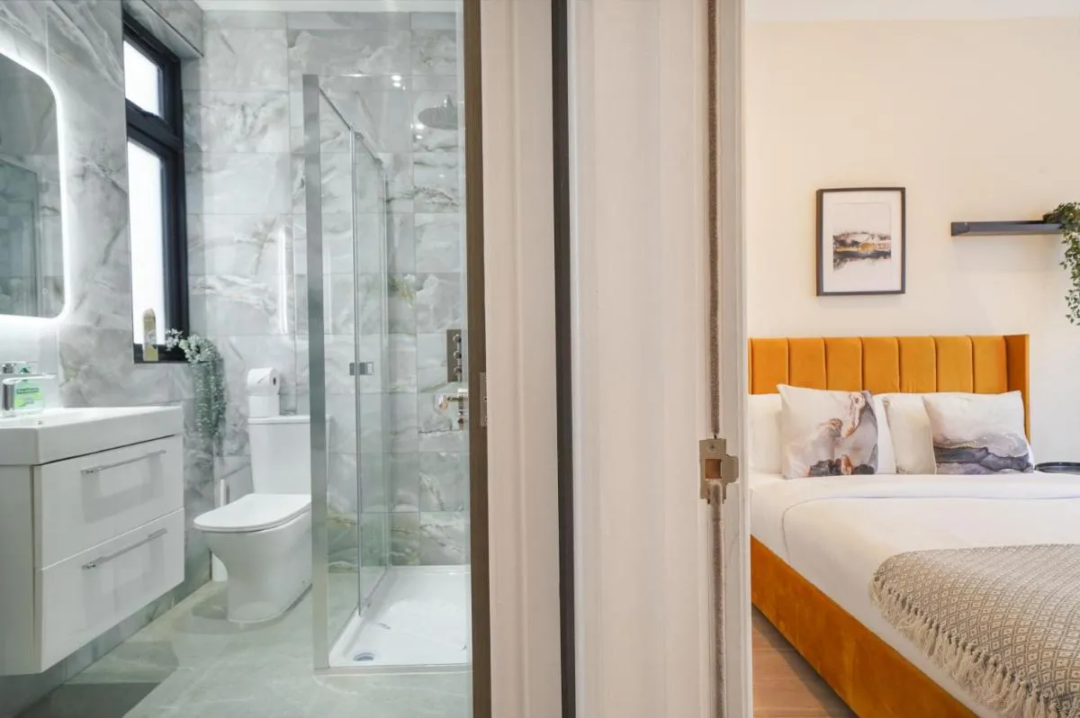Image 3 of Stunning Modern London Apartments