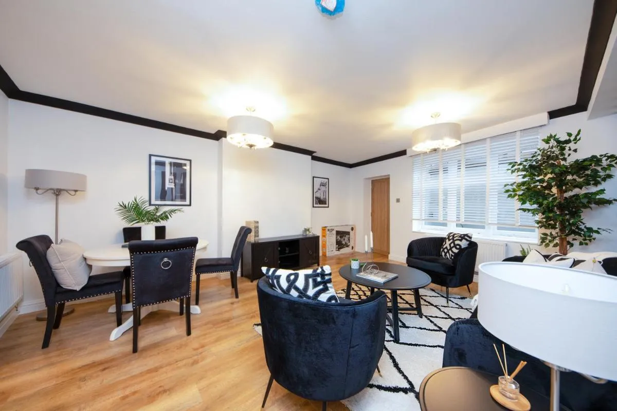 Image 4 of Stylish 1 Bed Flat Zone 2 Hampstead Swiss Cottage
