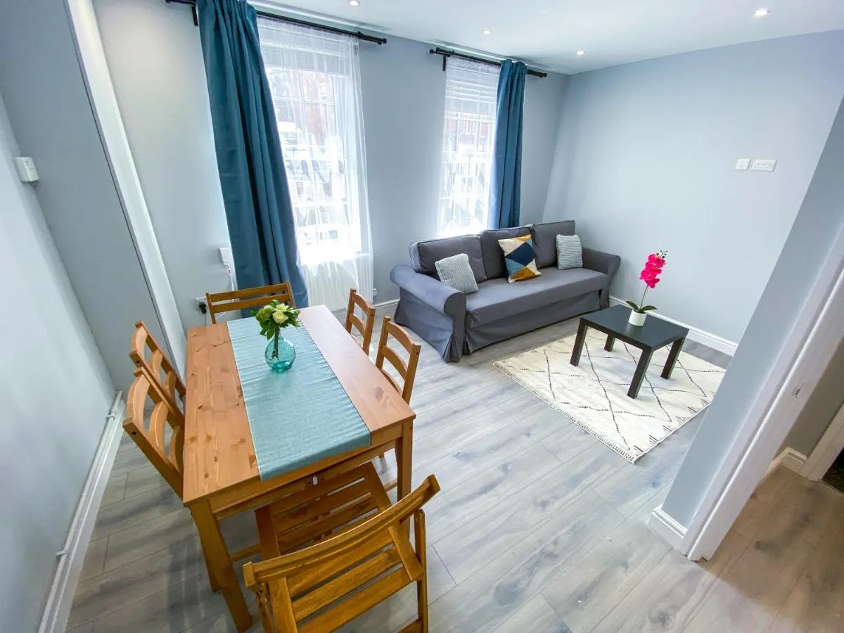 Image 3 of Stylish 1 Bedroom Flat – 5 Guest London- F1
