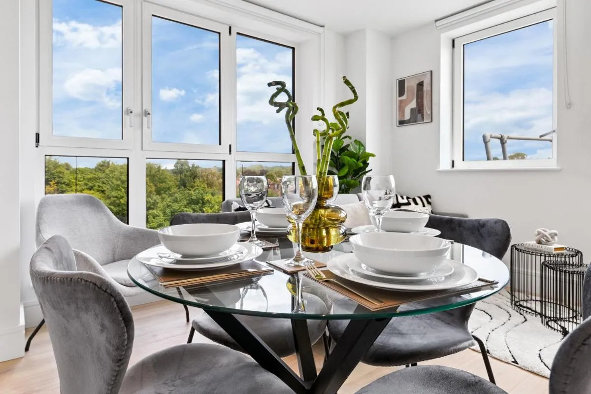 Image 4 of Stylish 2BDR Apartment By Homestyles Hosts Short Lets & Serviced Accommodation Wimbledon With Free Parking