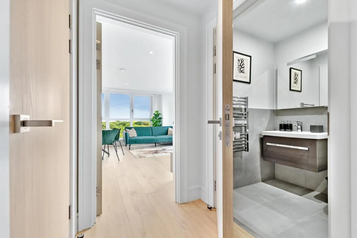 Image 3 of Stylish 2BDR Apartment By Homestyles Hosts Short Lets & Serviced Accommodation Wimbledon With Free Parking & Free WiFi