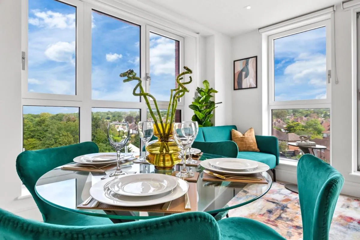 Image 4 of Stylish 2BDR Apartment By Homestyles Hosts Short Lets & Serviced Accommodation Wimbledon With Free Parking & Free WiFi