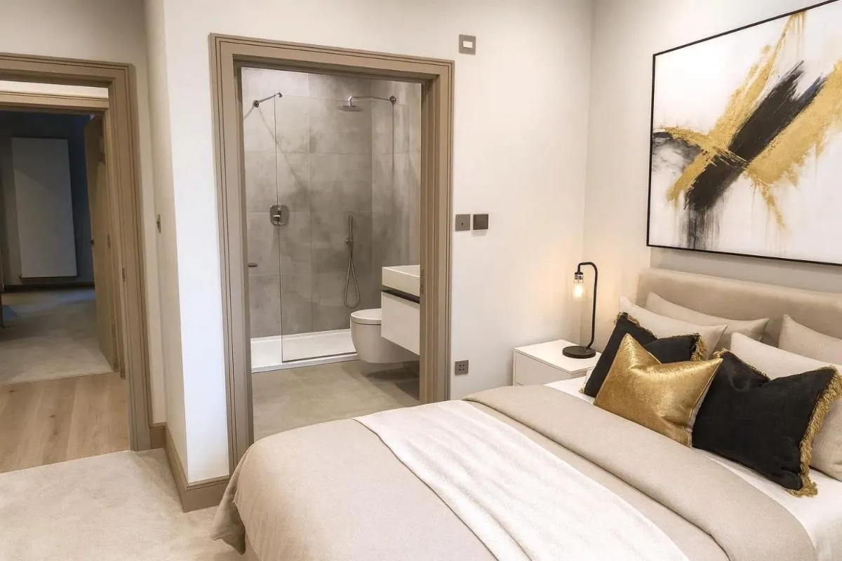 Image 3 of Stylish 2BR 2 Bath Flat 110sqm Holborn – Covent Garden