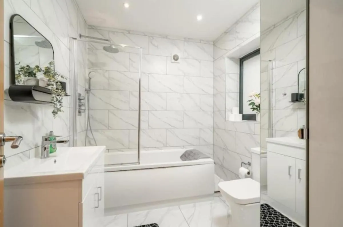 Image 3 of Stylish 3-Bedroom Tottenham Home with Private Garden – Free WIFI & Parking on Request