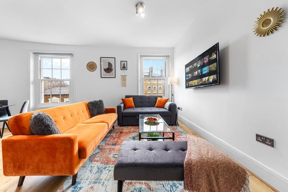 Image 5 of Stylish 3 Bedroom Serviced Apartment in Kings Cross