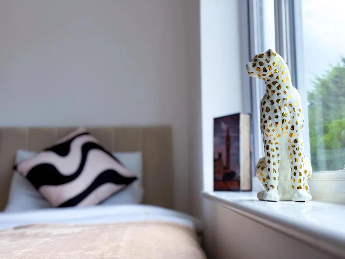 Image 5 of Stylish Apartment in Buckhurst Hill