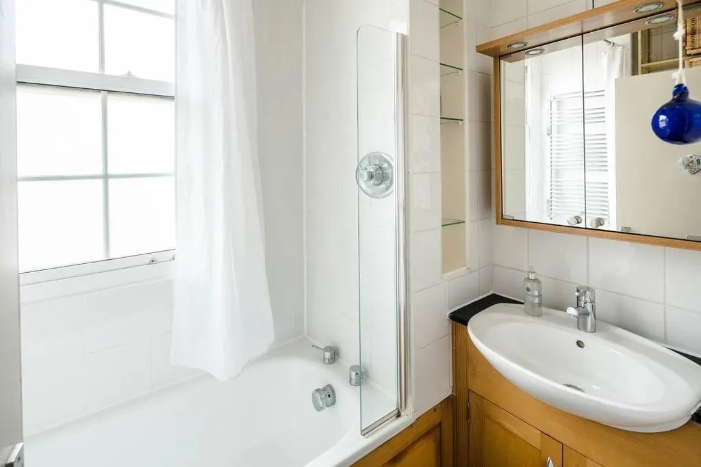 Image 3 of Stylish Central London Flat Near Tower Bridge